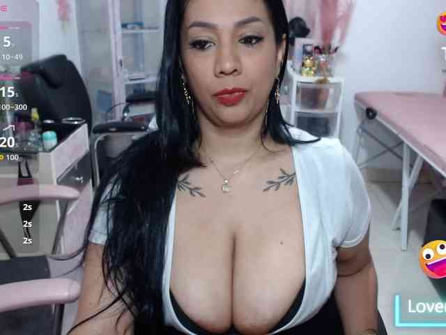 titsbiglovers