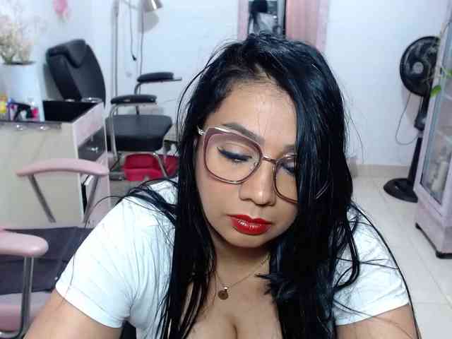 titsbiglovers webcam