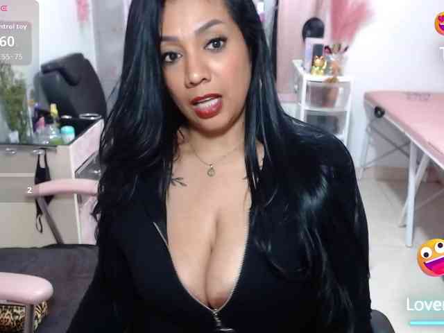 titsbiglovers