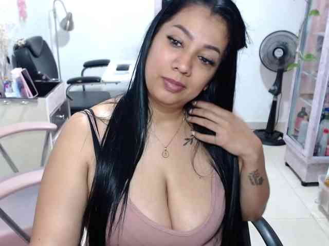 titsbiglovers titsbiglovers