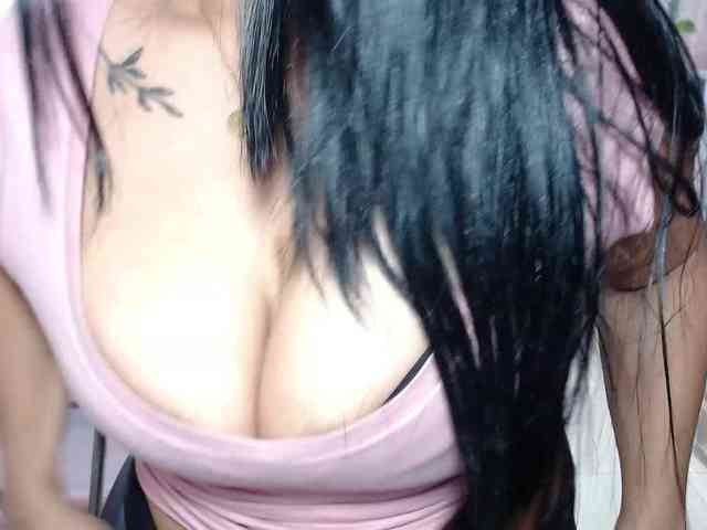 titsbiglovers titsbiglovers