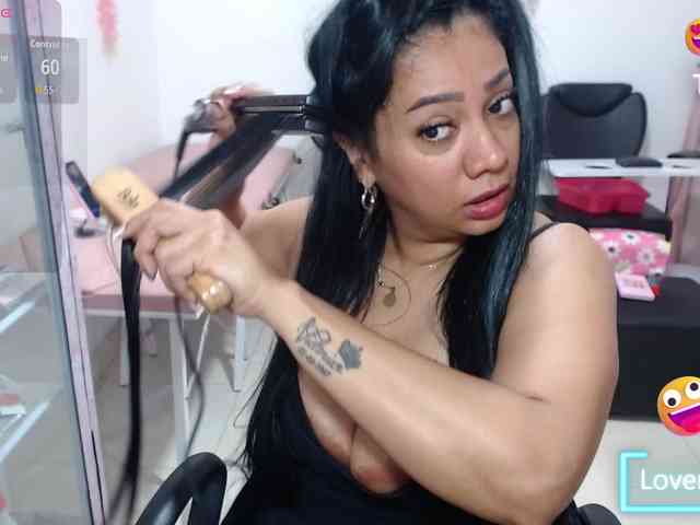 titsbiglovers webcam