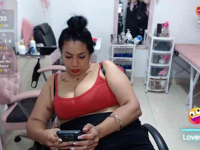 titsbiglovers titsbiglovers