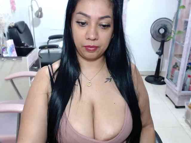 titsbiglovers