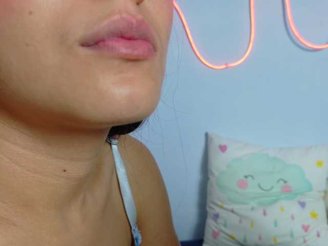 farianachocolatecrememia live cam on BongaCams