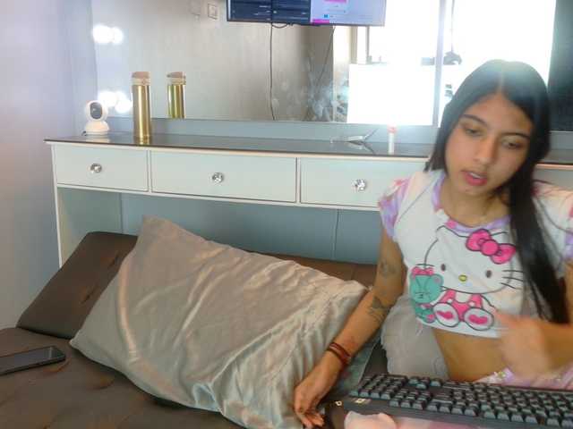 farianachocolatecrememia live cam on BongaCams