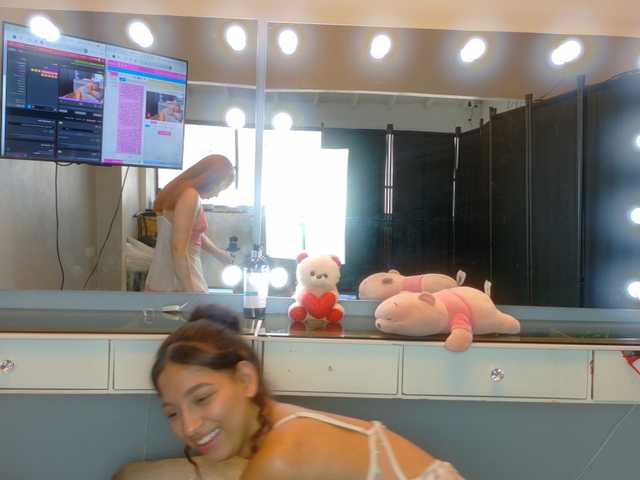 farianachocolatecrememia live cam on BongaCams