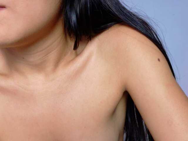 farianachocolatecrememia live cam on BongaCams