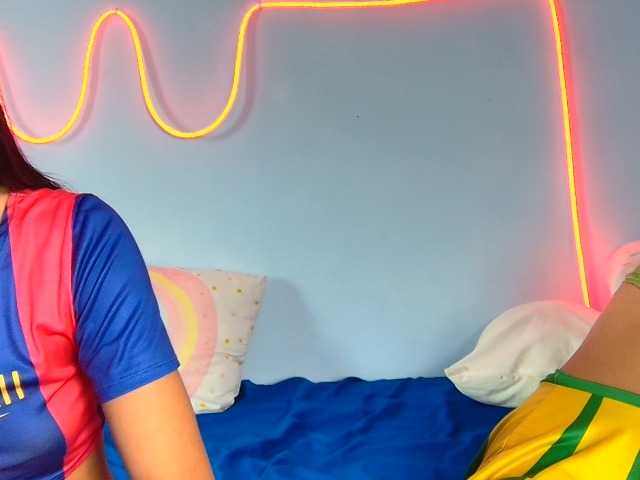 farianachocolatecrememia live cam on BongaCams
