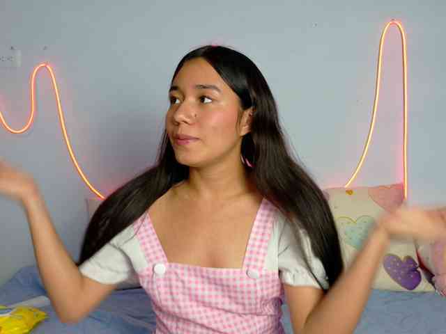farianachocolatecrememia Sex Cam Show