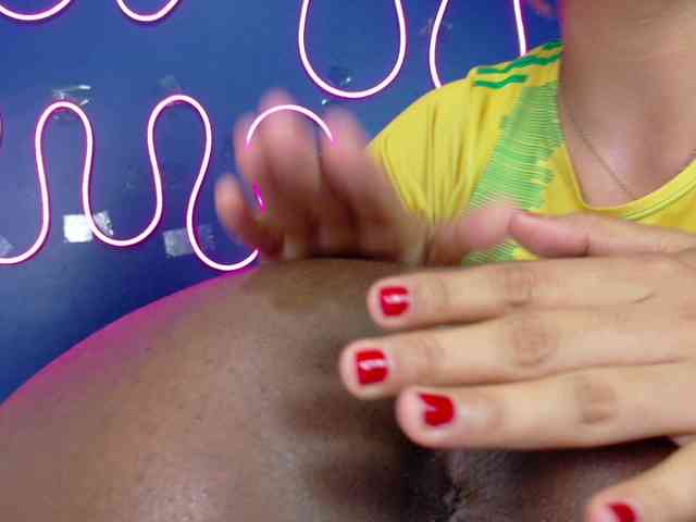 Modelo: farianachocolatecrememia
