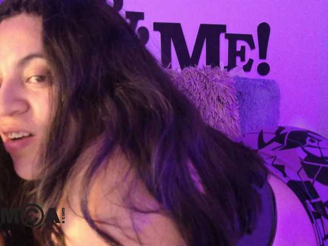 AbbySaphir live cam on BongaCams