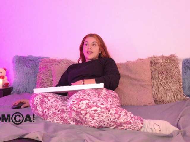 AbbySaphir live cam preview