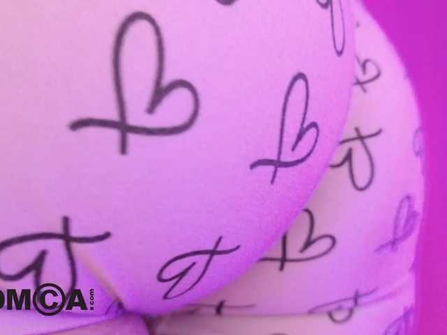 AbbySaphir live cam on BongaCams