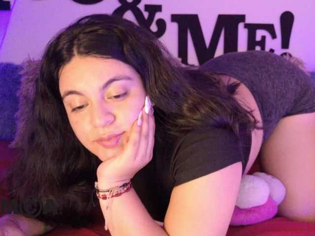 AbbySaphir live webcam show
