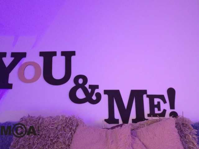 AbbySaphir live cam on BongaCams
