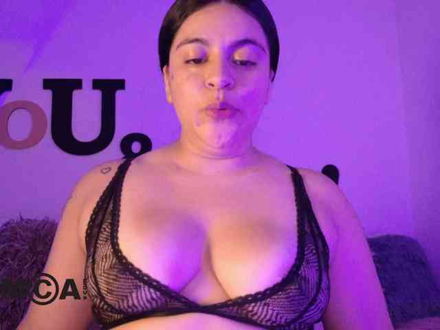 AbbySaphir webcam