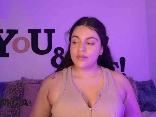 AbbySaphir webcam