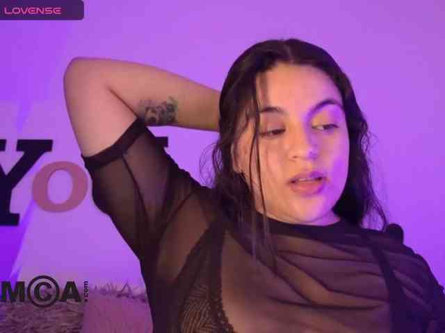 AbbySaphir webcam