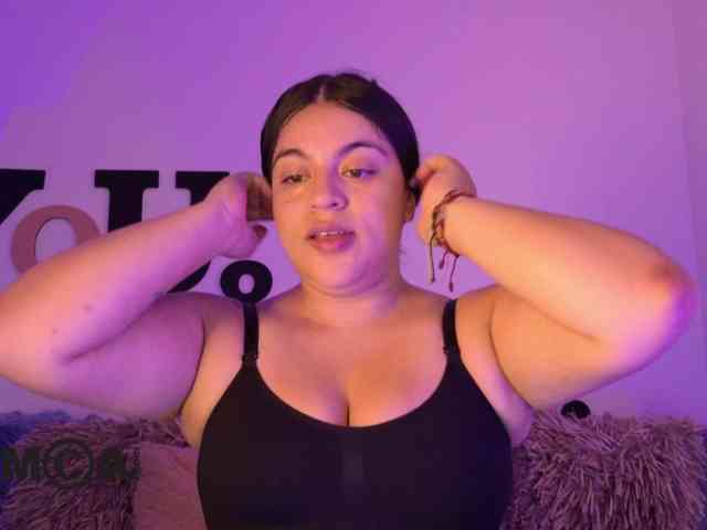 AbbySaphir webcam