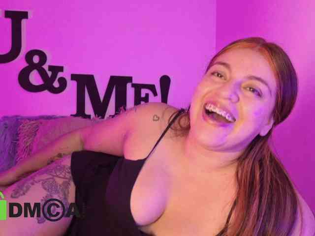 AbbySaphir webcam