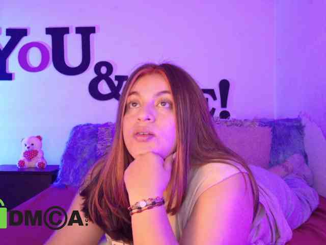 AbbySaphir webcam