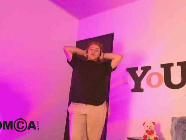 AbbySaphir webcam