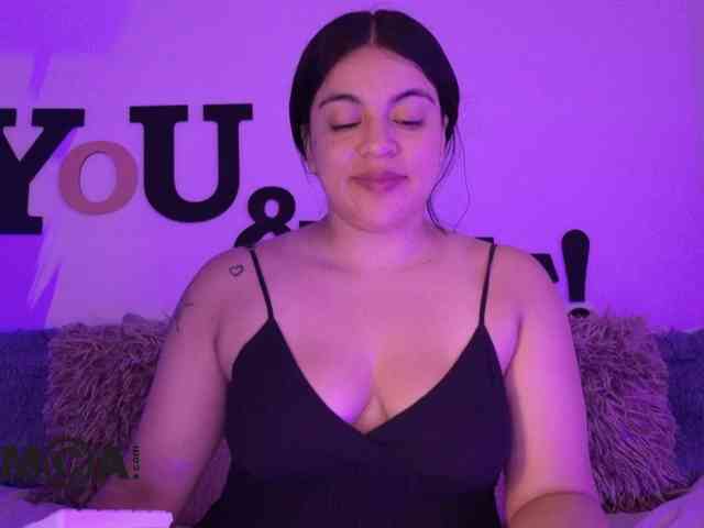 AbbySaphir webcam