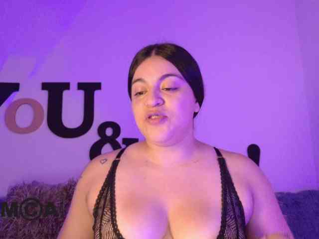 AbbySaphir webcam