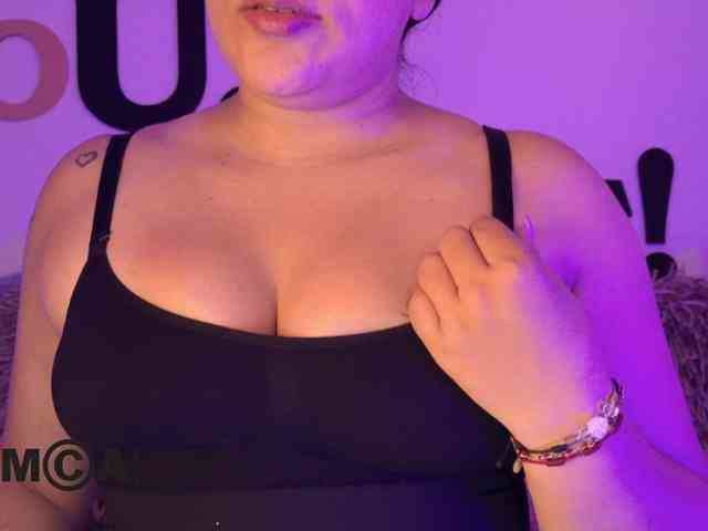 AbbySaphir webcam