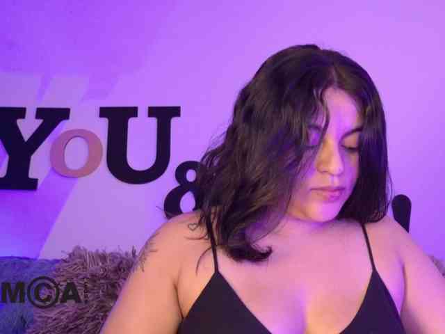 AbbySaphir webcam