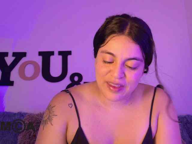 AbbySaphir webcam