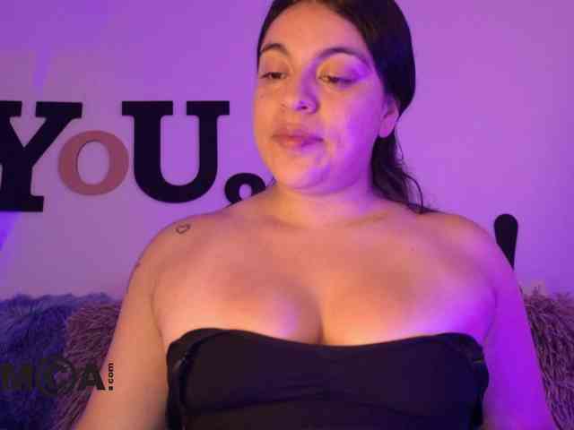 AbbySaphir webcam