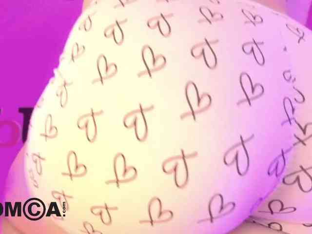 AbbySaphir webcam
