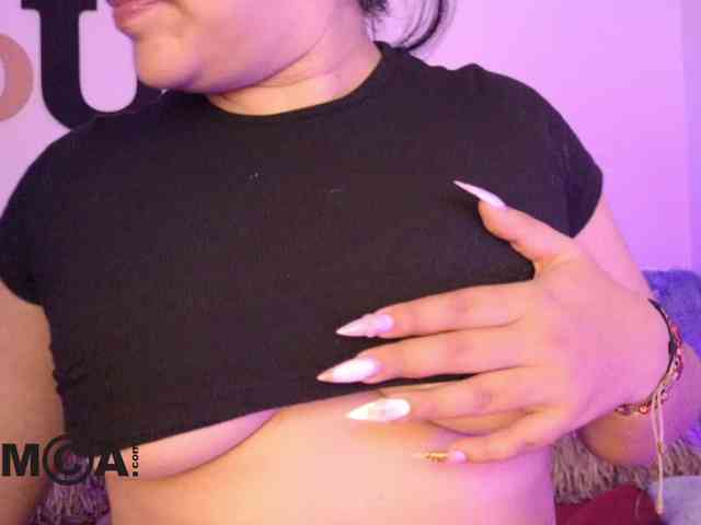 AbbySaphir webcam
