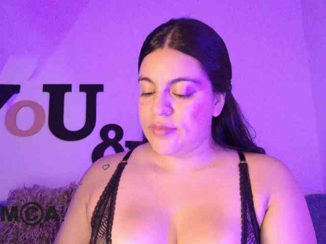 AbbySaphir webcam