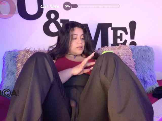 AbbySaphir webcam