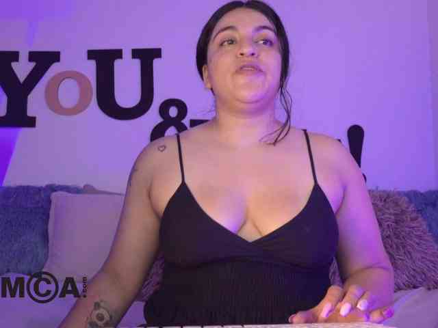 AbbySaphir webcam