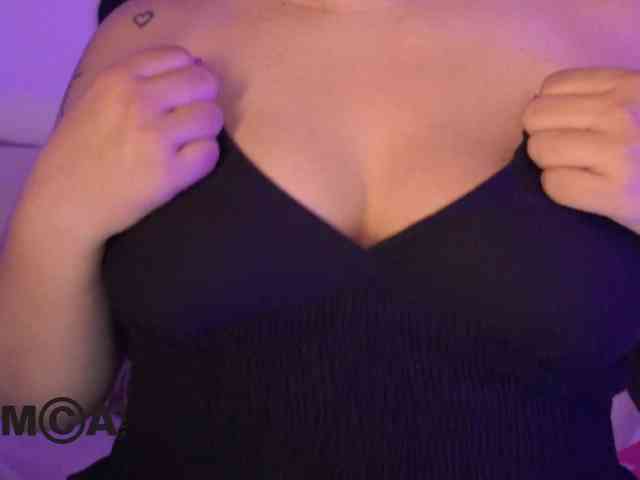 AbbySaphir webcam