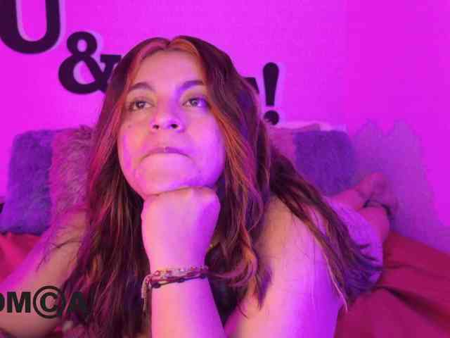 AbbySaphir webcam
