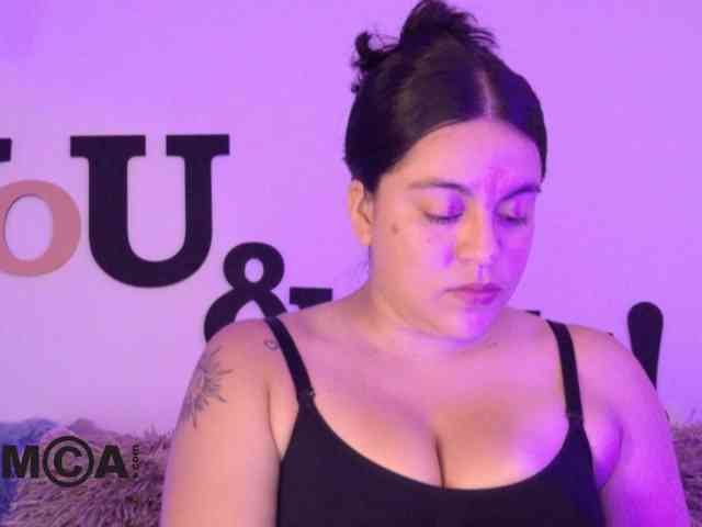 AbbySaphir webcam