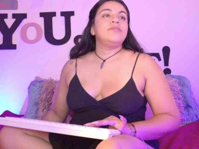 AbbySaphir webcam