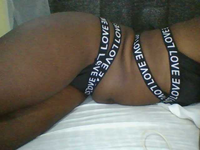 Dizzydose1's BongaCams show and profile