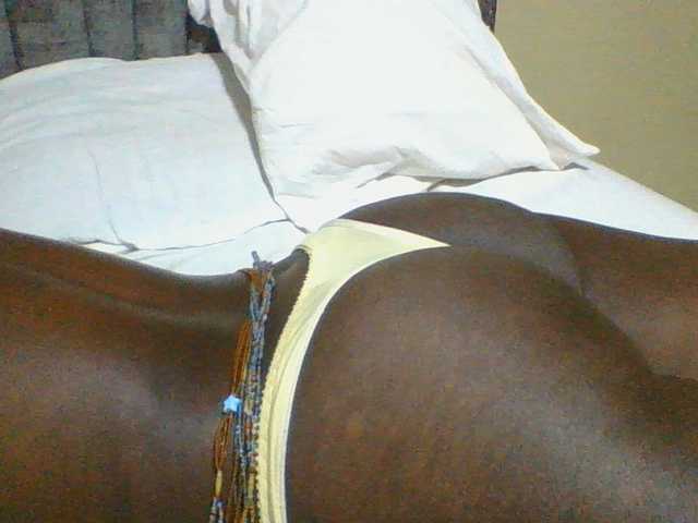Dizzydose1 live cam on BongaCams