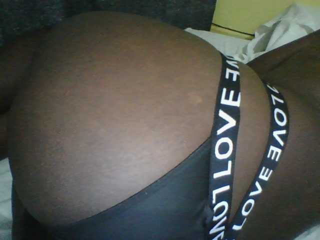 Dizzydose1's BongaCams show and profile