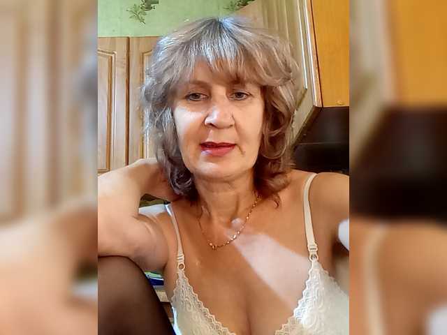 LeilaValentine live cam on BongaCams