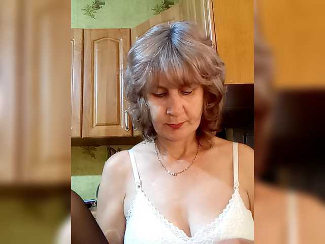 LeilaValentine live cam on BongaCams