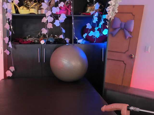 cleopatra-hot live cam on BongaCams
