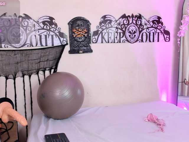 cleopatra-hot live cam on BongaCams