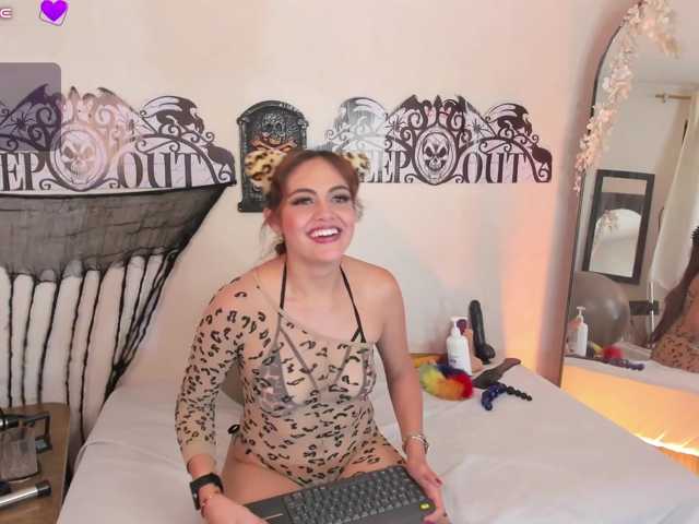 cleopatra-hot live cam on BongaCams